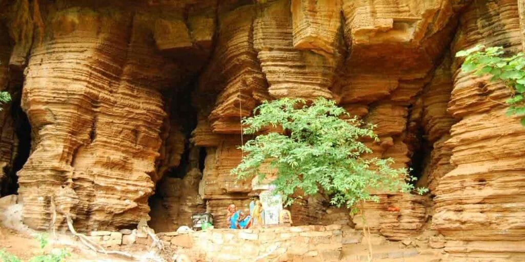 akka-mahadevi-caves-srisailam